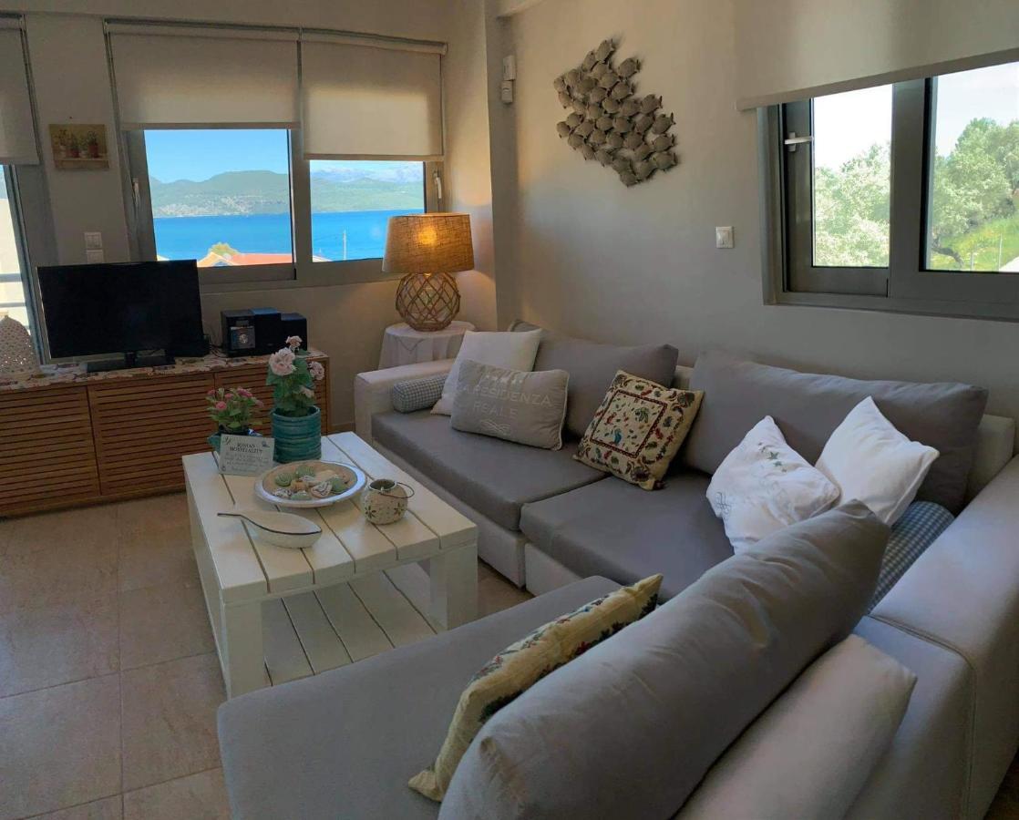 Villa Theosis Nikiana Bagian luar foto